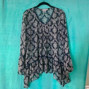 Blu Pepper Flowy Shirt with tan pattern